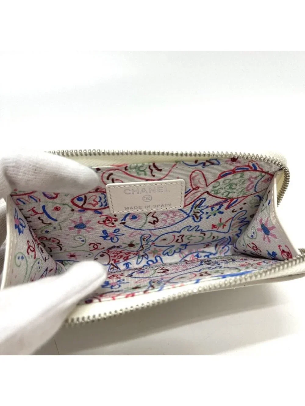 Chanel Coin Case CC Logo Fragment Caviar Leather White